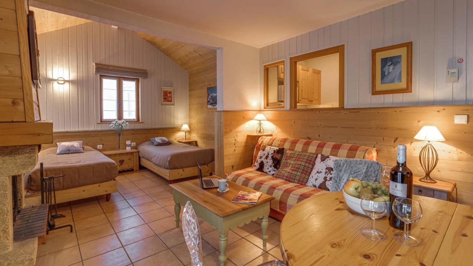Chez Philippe - Appartements & Chalets En Village Pieton - Vue Glaciers La Grave Rum bild